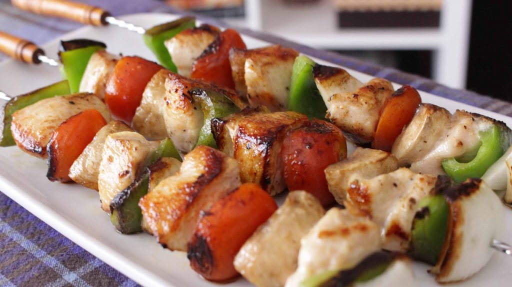 Plato de pollo para la dieta Paleo.